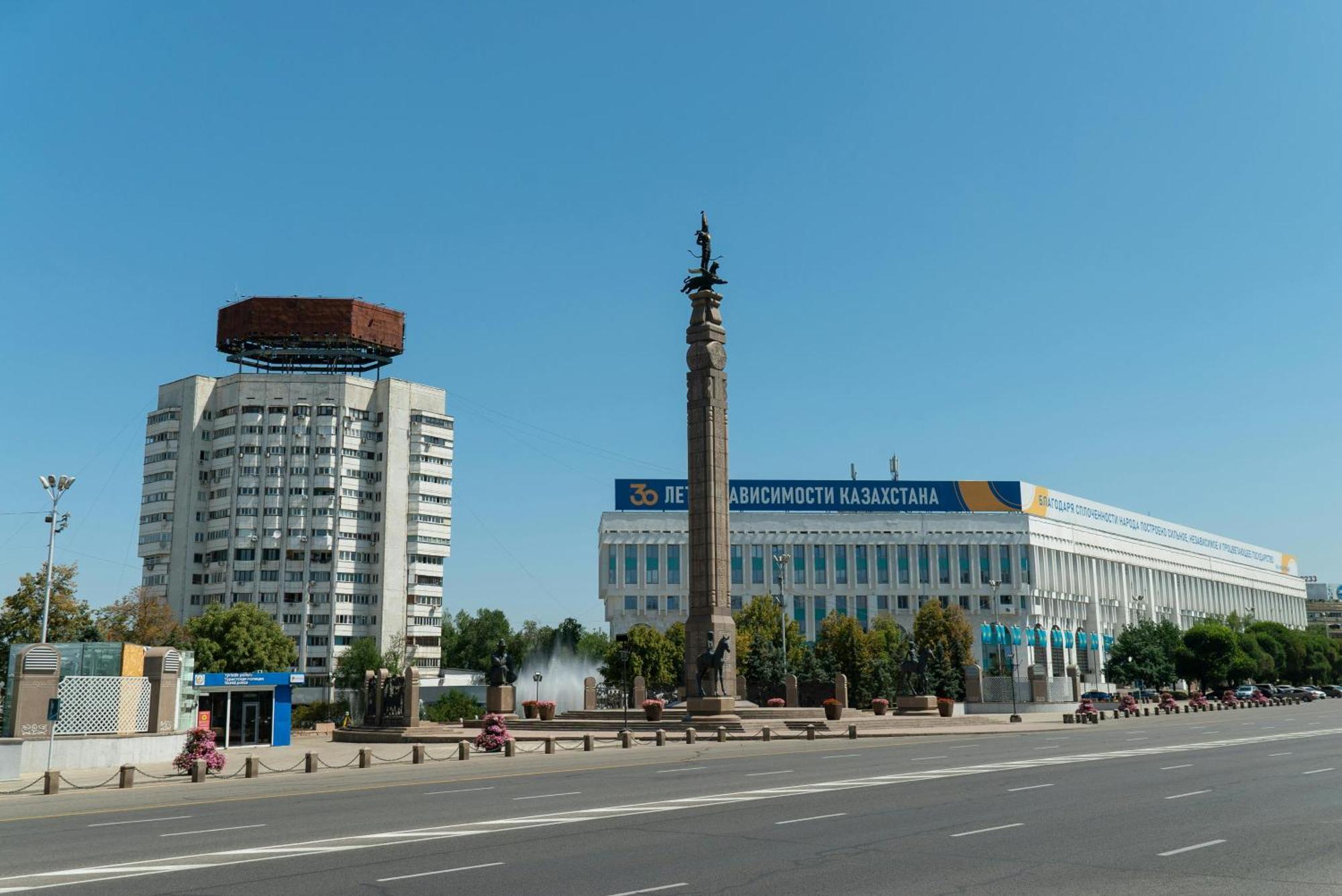 Nadezhda Apartments In Touristic Area, On The Dostyk Avenue 89 Almaty Luaran gambar